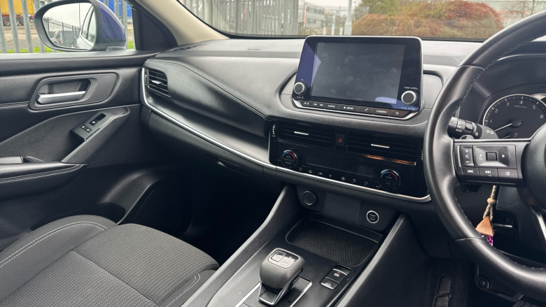 Nissan Qashqai 1.3 DiG-T MH 158 Acenta Premium 5dr Xtronic Petrol Hatchback